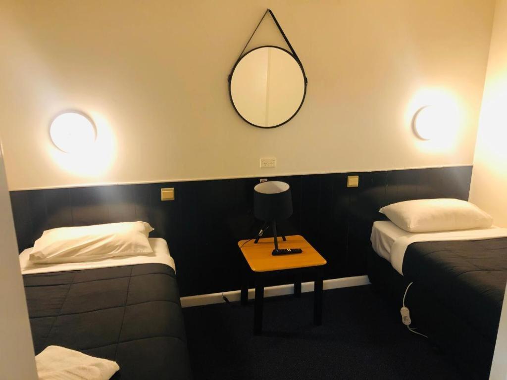 Horsham Motel Extérieur photo
