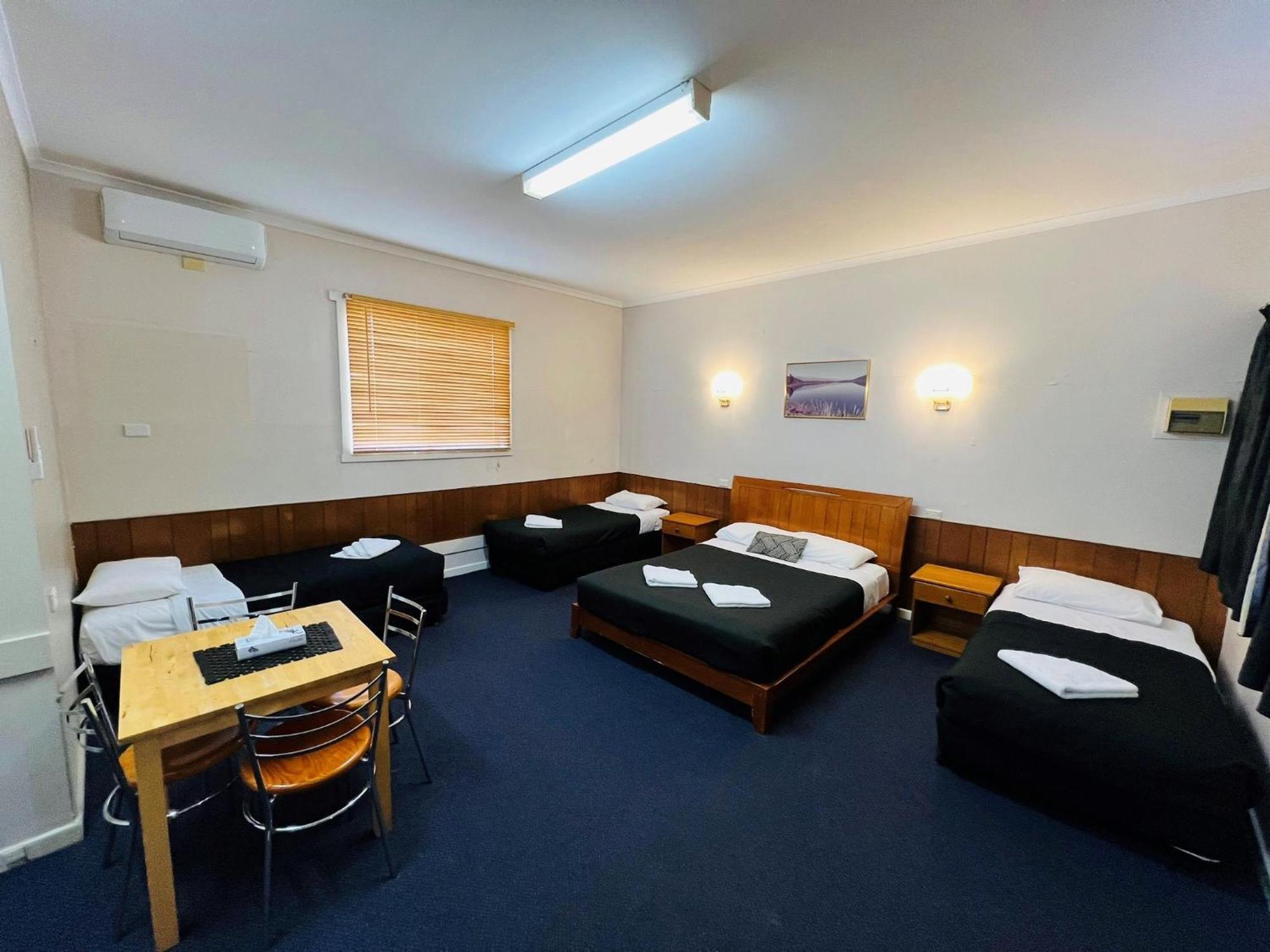 Horsham Motel Extérieur photo